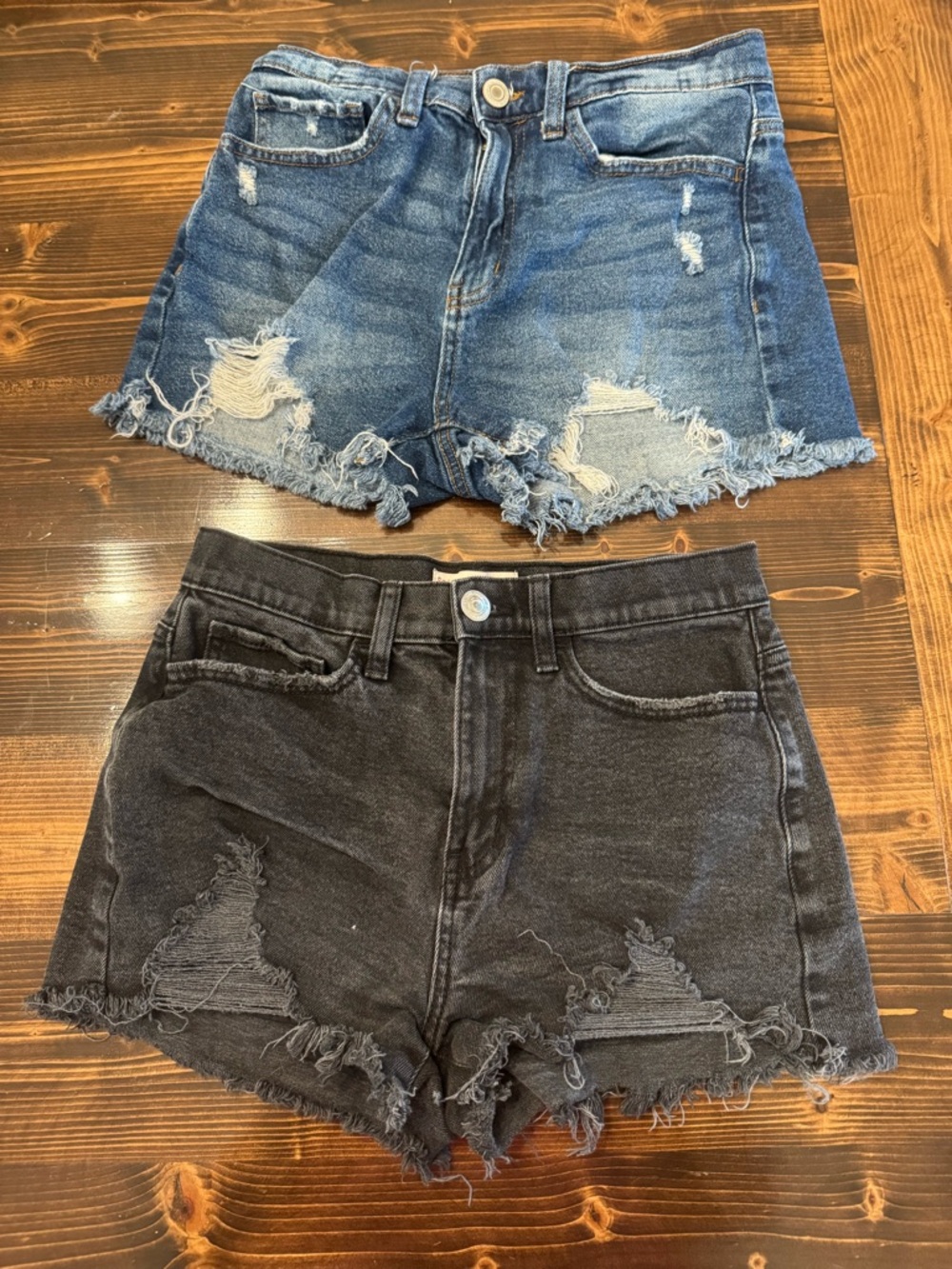 SO Distressed Curvy Mom Jean Short Bundle in Blue & Black Size 5/27